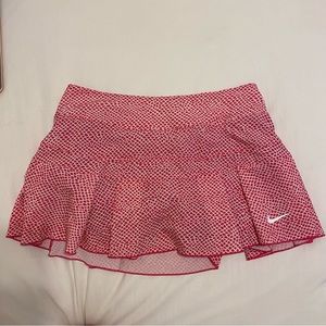 Nike pink skort s- size small